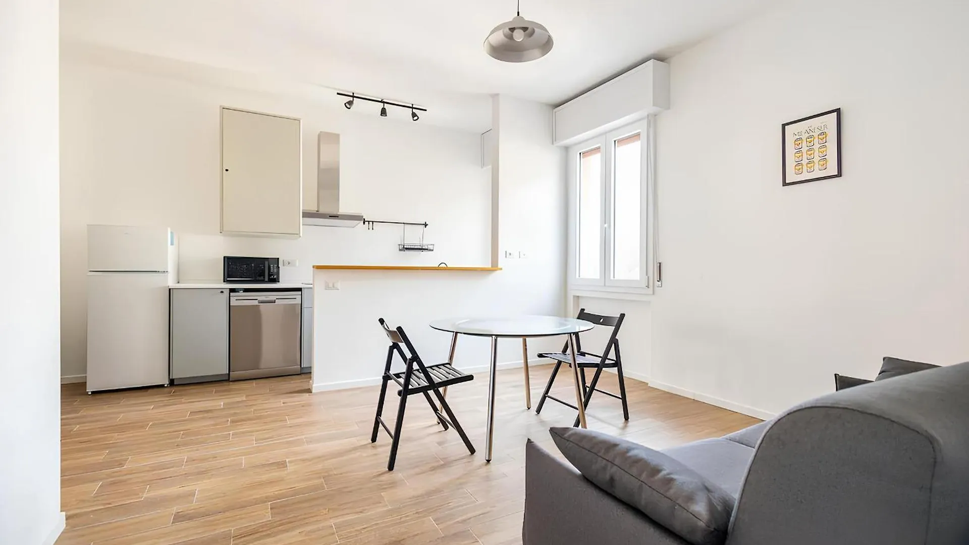 Santa Giulia Suite - 15 Minutes From City Centre Milan
