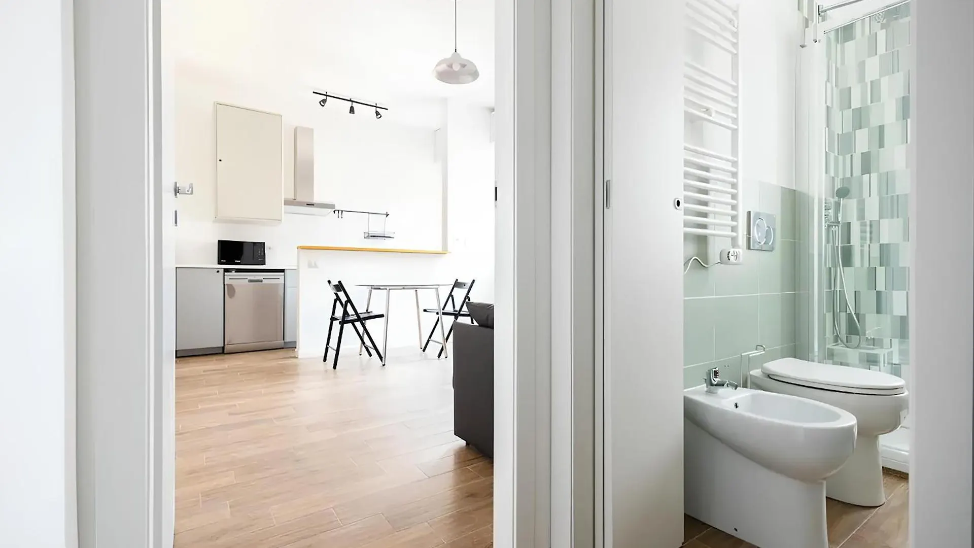 Santa Giulia Suite - 15 Minutes From City Centre Milan Italy