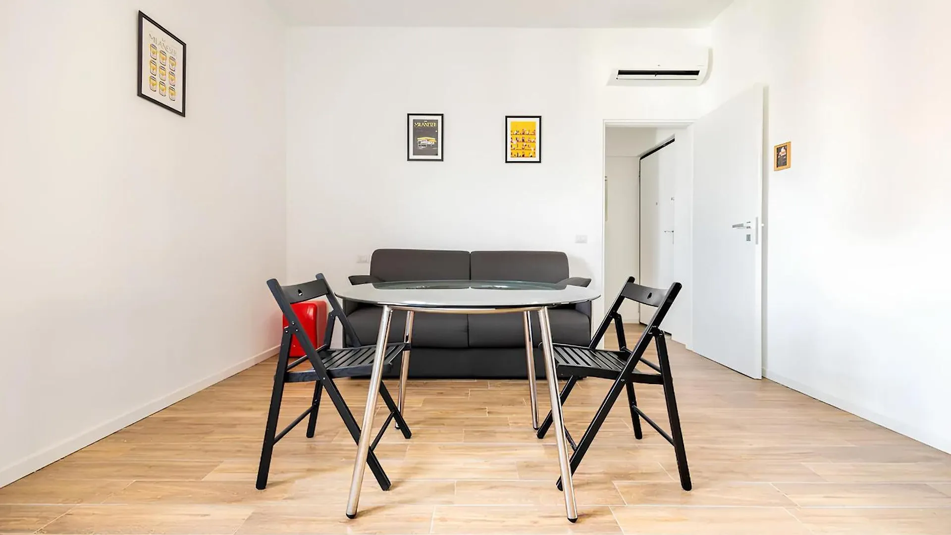 Santa Giulia Suite - 15 Minutes From City Centre Milan Apartment